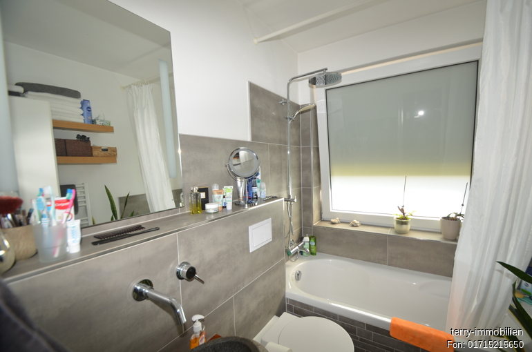 Bezugsfertige 3- Zimmerwohnung mit Balkon in Salzgitter