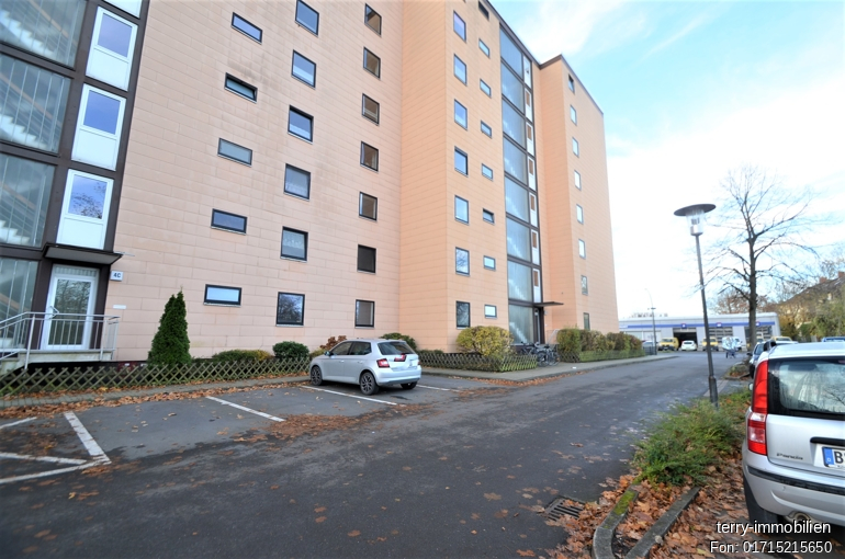 Freistehende 3-Zimmer Eigentumswohnung mit viel Tageslicht in netter Nachbarschaft