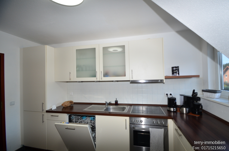 Charmante 4- Zimmer-Maisonette-Wohnung mit Balkon und Loggia in Isenbüttel