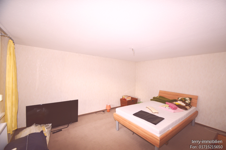 Einfamilienhaus mit Einliegerwohnung und historischem Charme