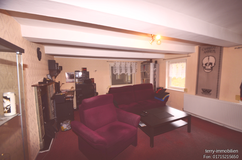 Einfamilienhaus mit Einliegerwohnung und historischem Charme in Thiede