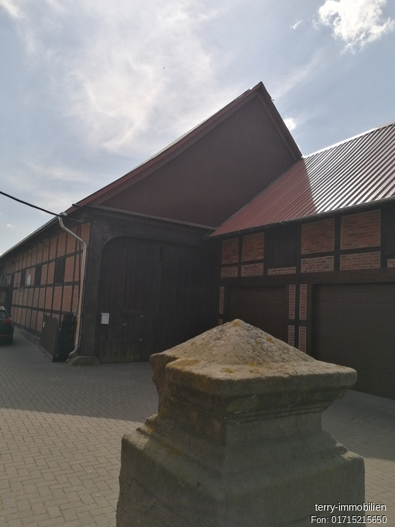 RESTHOF 1869 MIT BAULAND & PV-ANLAGE