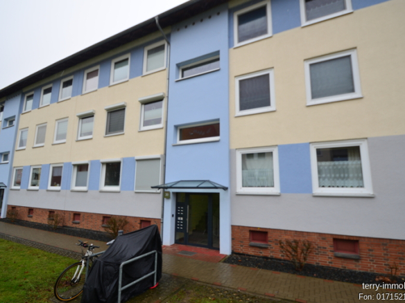 Charmante 3‑Zimmer‑Wohnung mit Loggia in gepflegtem Mehrfamilienhaus