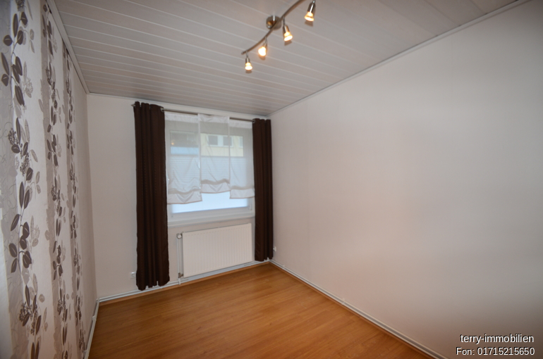 Charmante 3‑Zimmer‑Wohnung mit Loggia in gepflegtem Mehrfamilienhaus