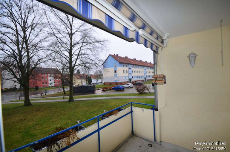 Charmante 3‑Zimmer‑Wohnung mit Loggia in gepflegtem Mehrfamilienhaus