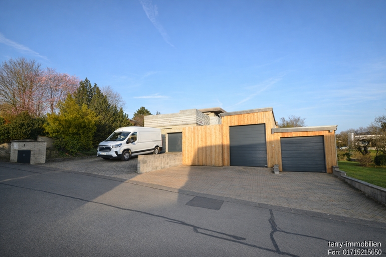 Bieterverfahren: Einfamilienhaus mit außergewöhnlichem Potenzial auf großem Traumgrundstück  am 18.04.2026