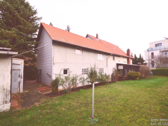 Einfamilienhaus mit Einliegerwohnung und historischem Charme in Thiede