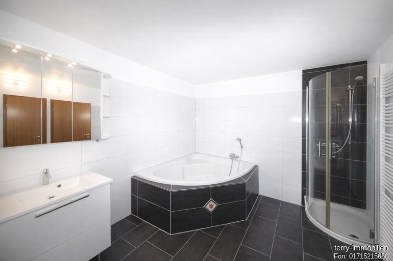 Einfamilienhaus mit außergewöhnlichem Potenzial auf großem Traumgrundstück