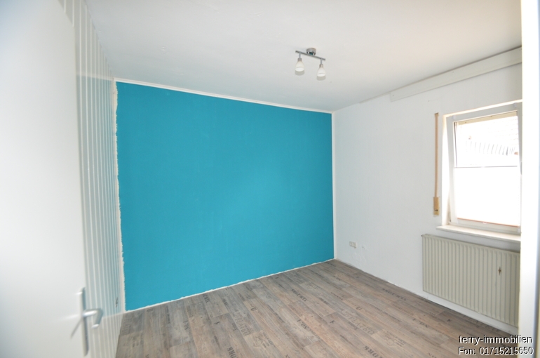 Wohnen in bester Feldrandlage von Fümmelse mit Einliegerwohnung und großer Doppelgarage