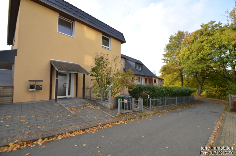 Kapitalanlage mit 5 Wohneinheiten, Garagen und Entwicklungspotenzial