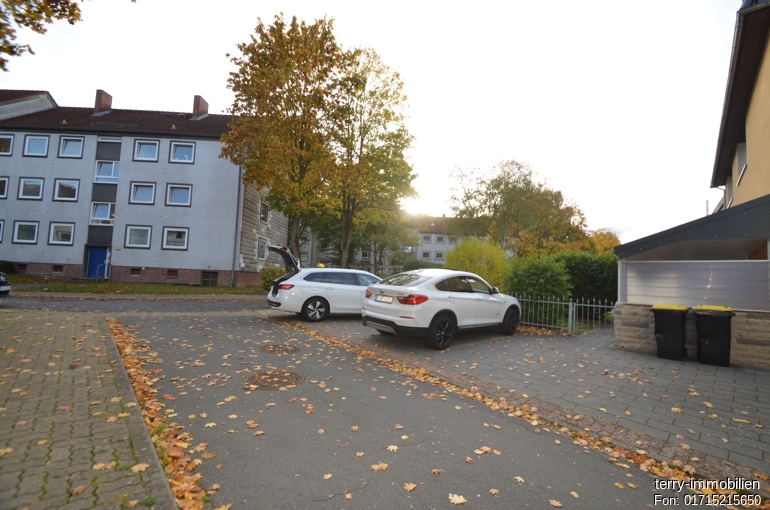 Kapitalanlage mit 5 Wohneinheiten, Garagen und Entwicklungspotenzial